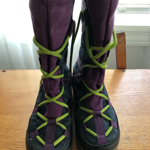Sorel Glacy Explorer Women’s Tall Boot Purple, Navy, & Lime Green 7 waterproof - Picture 9 of 14